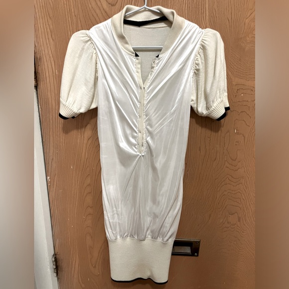 Knit collared dress with ruffle and button detail, women’s XS - Picture 3 of 3